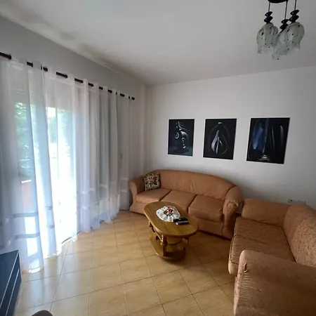 Apartment Lungomare *