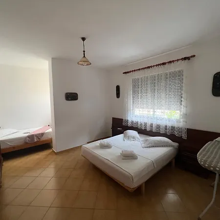 Lungomare Apartment *